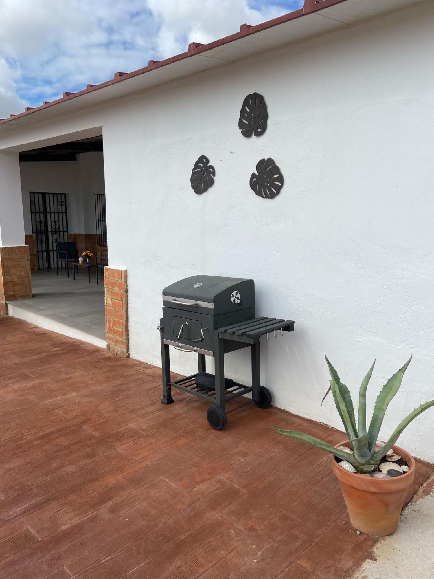 Hacienda Donaire Beas Apartment Exterior photo
